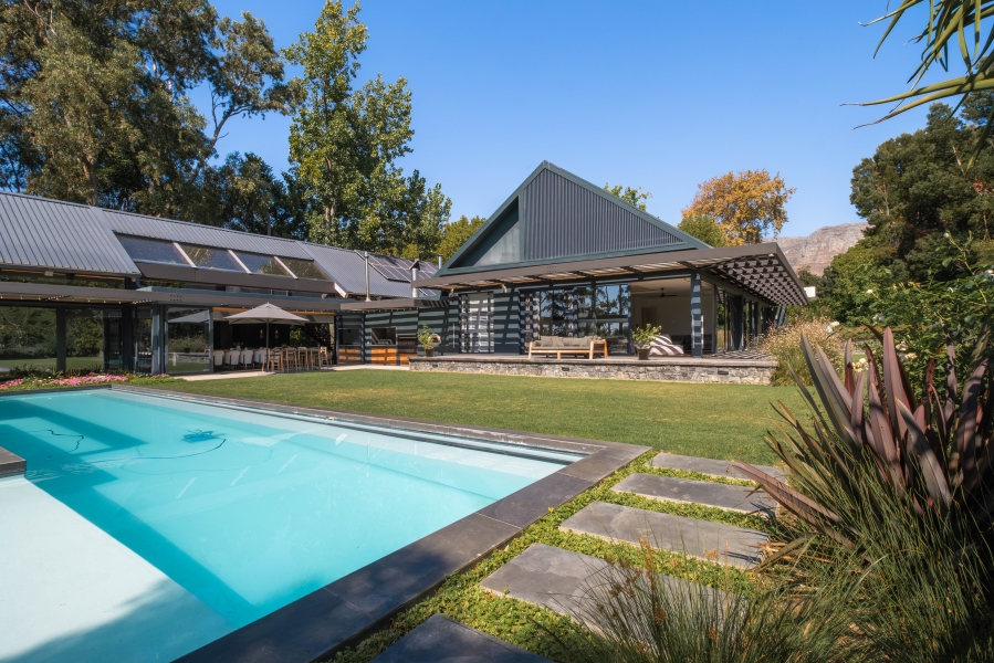 7 Bedroom Property for Sale in Groot Constantia Western Cape